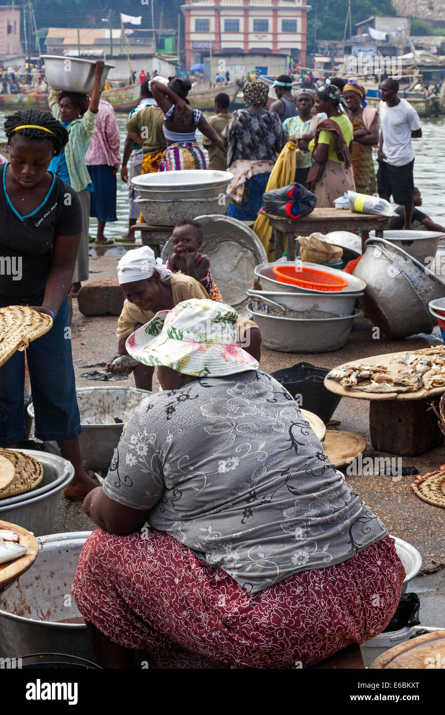 Fish market, Elmina, Ghana, Africa Stock Photo Alamy