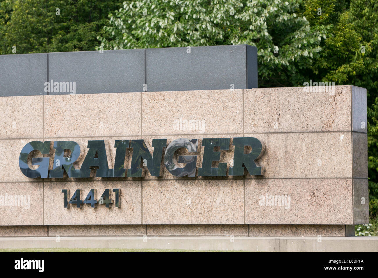 W w grainger hires stock photography and images Alamy