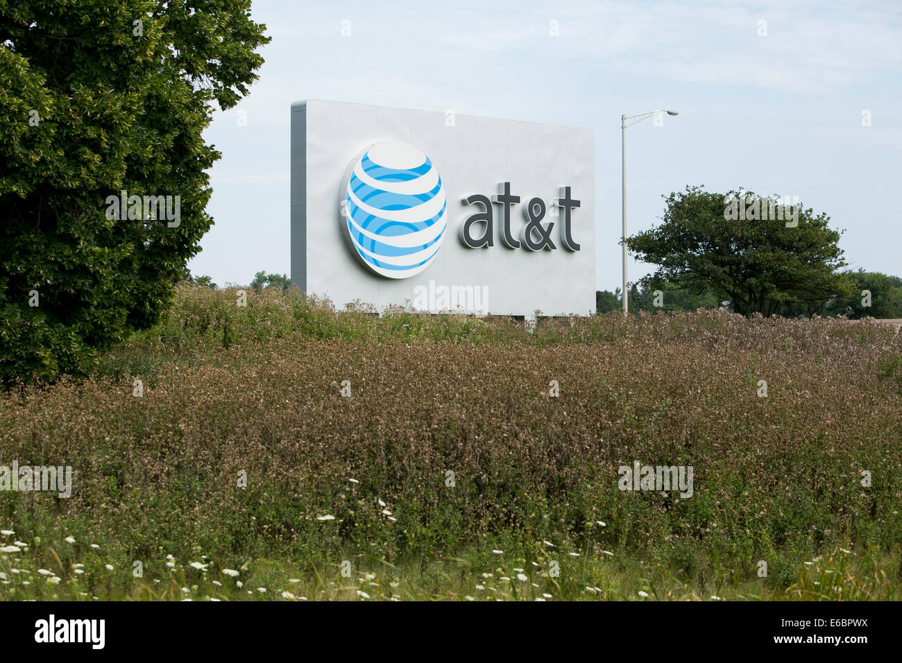 An AT&T logo sign in Northbrook, Illinois. Stock Photo