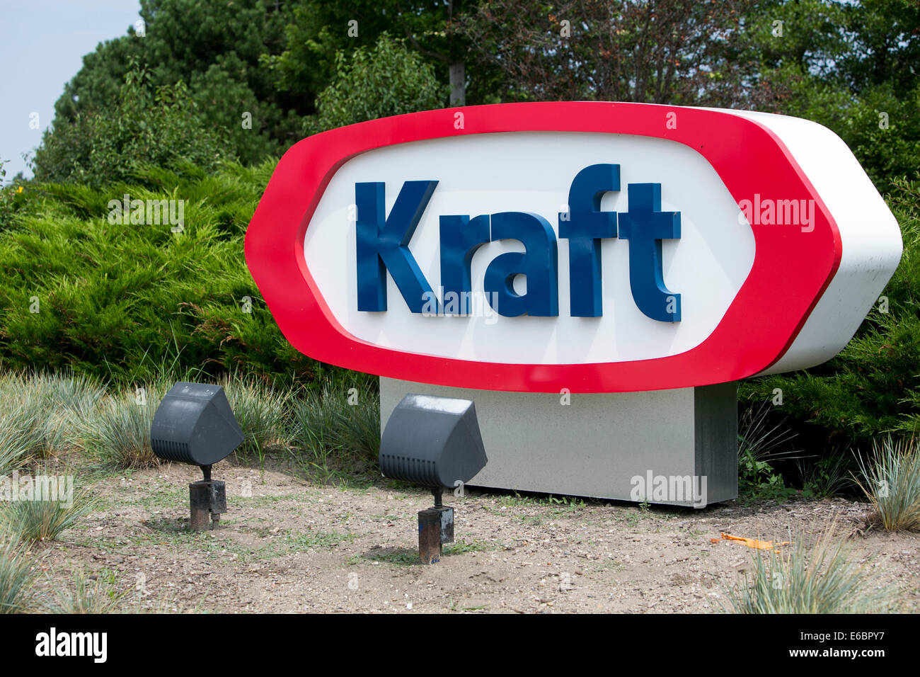 The headquarters of Kraft Foods Group, Inc., in Northfield, Illinois. Stock Photo