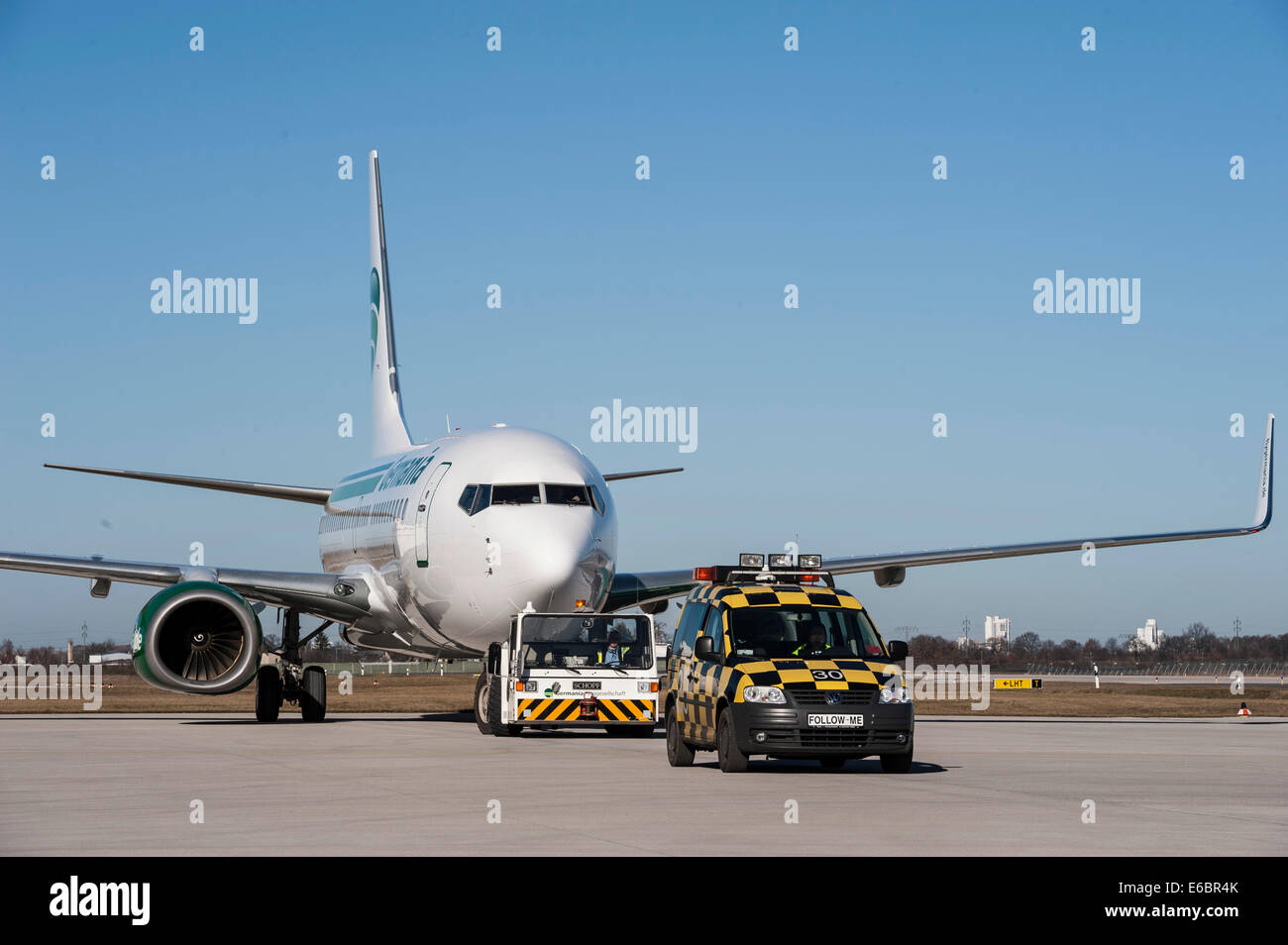 Follow airport car hi-res stock photography and images - Alamy
