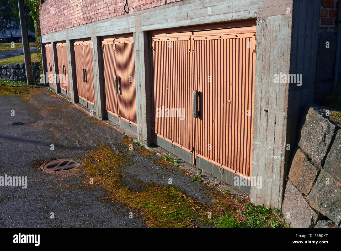 Garage doors hires stock photography and images Alamy