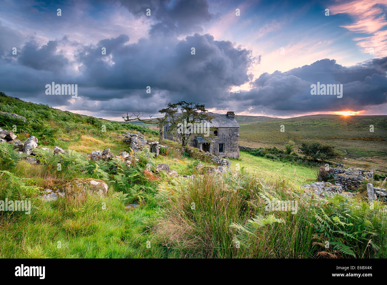 Ancient abandoned farm house on Bodmin Moor in Cornwall Stock Photo