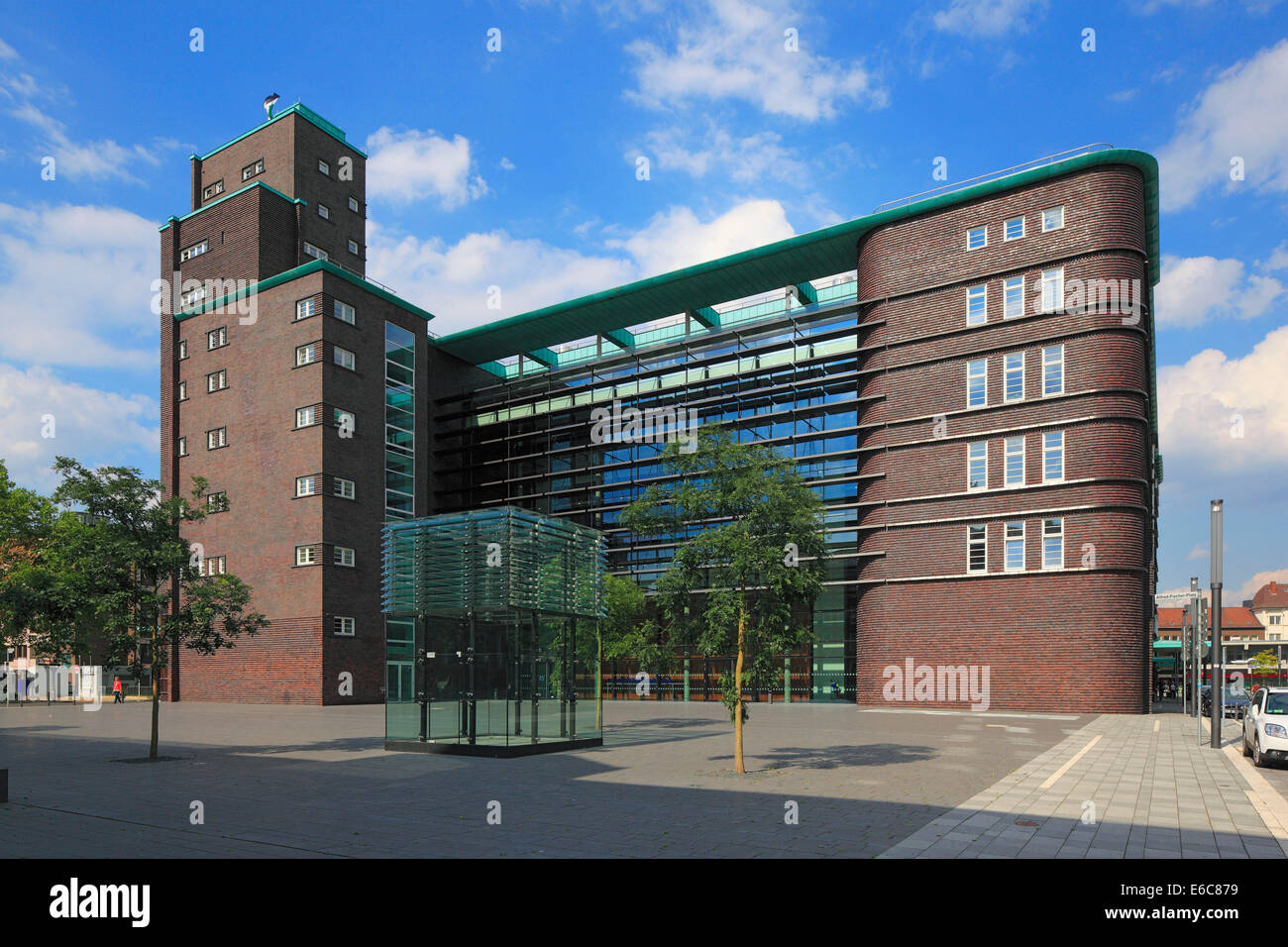 Backstein-Expressionismus und Bauhaus-Stil, Hans-Sachs-Haus in Gelsenkirchen, Ruhrgebiet, Nordrhein-Westfalen Stock Photo