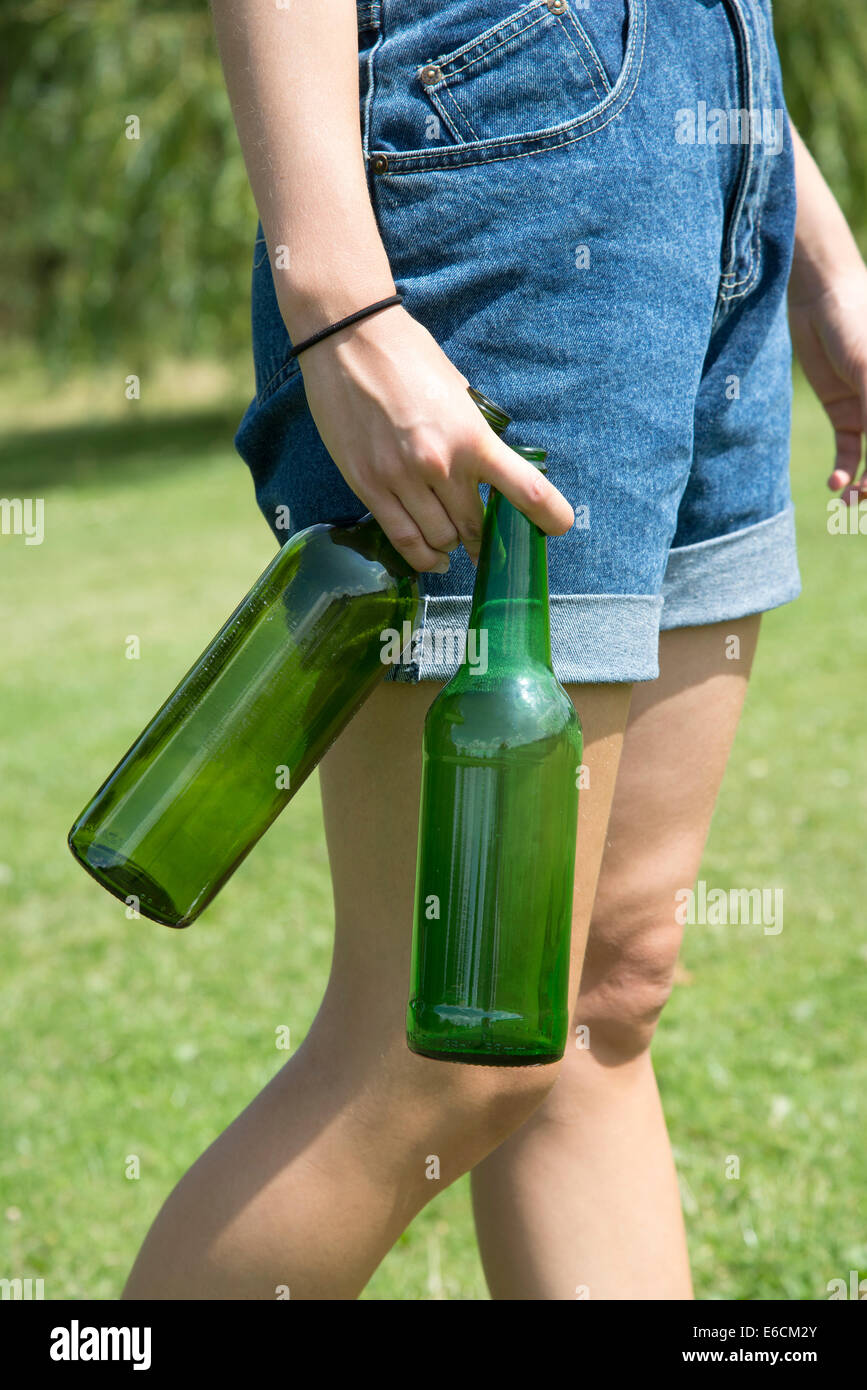 Beer and wine bottles hi-res stock photography and images - Alamy