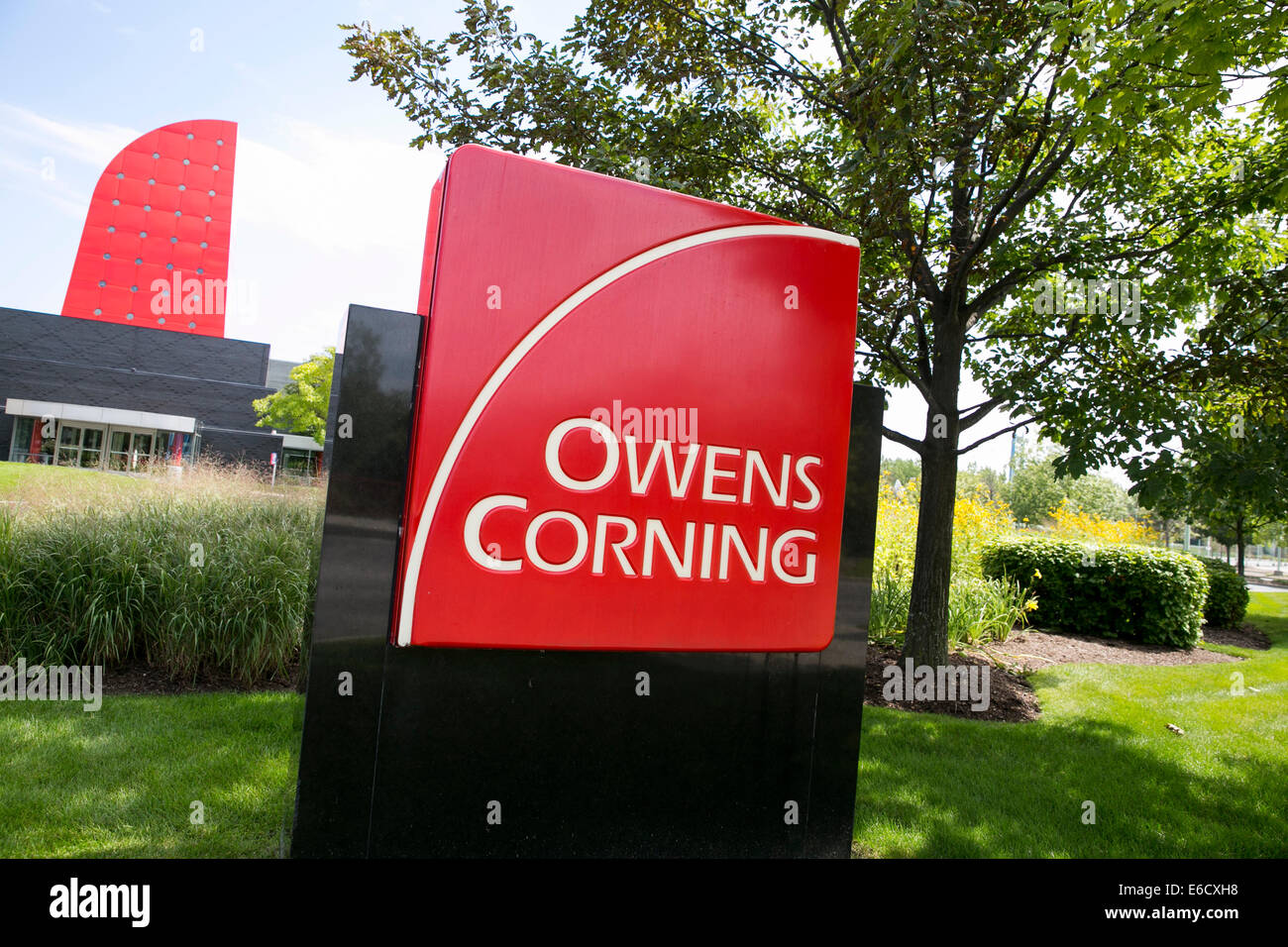 The headquarters of Owens Corning in Toledo, Ohio Stock Photo Alamy