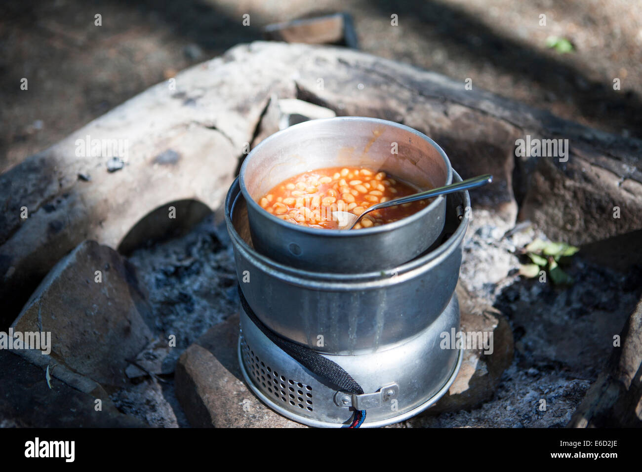Camping kitchen with baked beans outdoors in nice sunlight Stock Photo Alamy