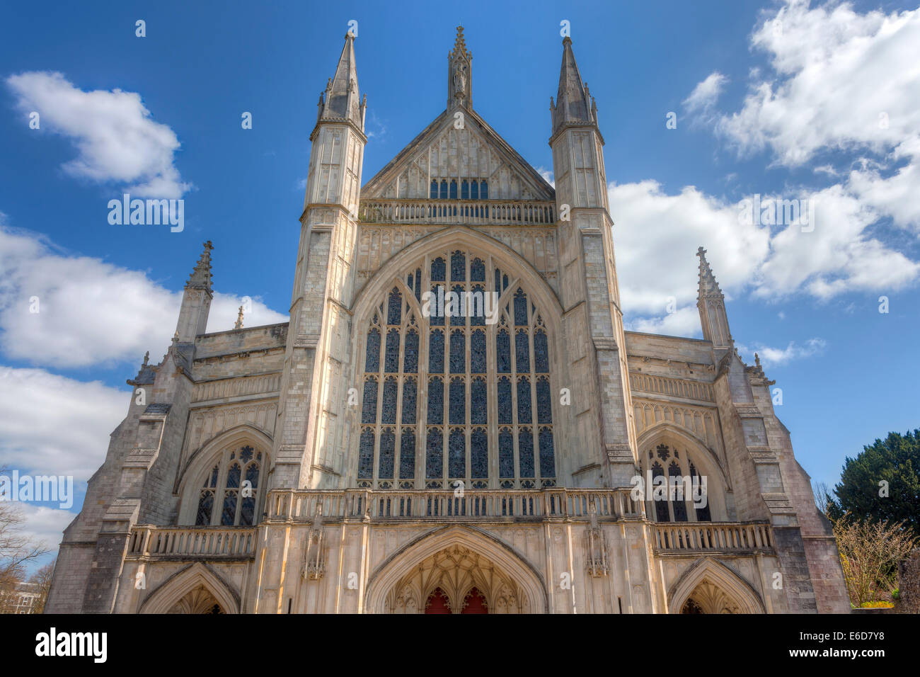 Winchester cathedral hi-res stock photography and images - Alamy