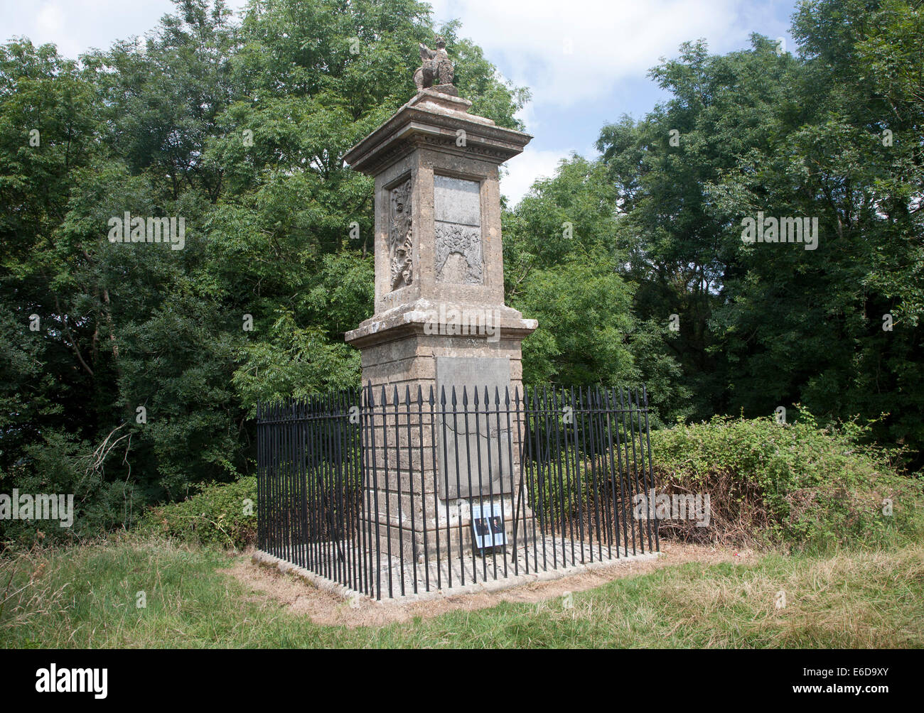 Sir Bevil Grenville monument marking battle of Lansdown 1643 in English Civil war, near Bath, Somerset, England. erected 1720 Stock Photo