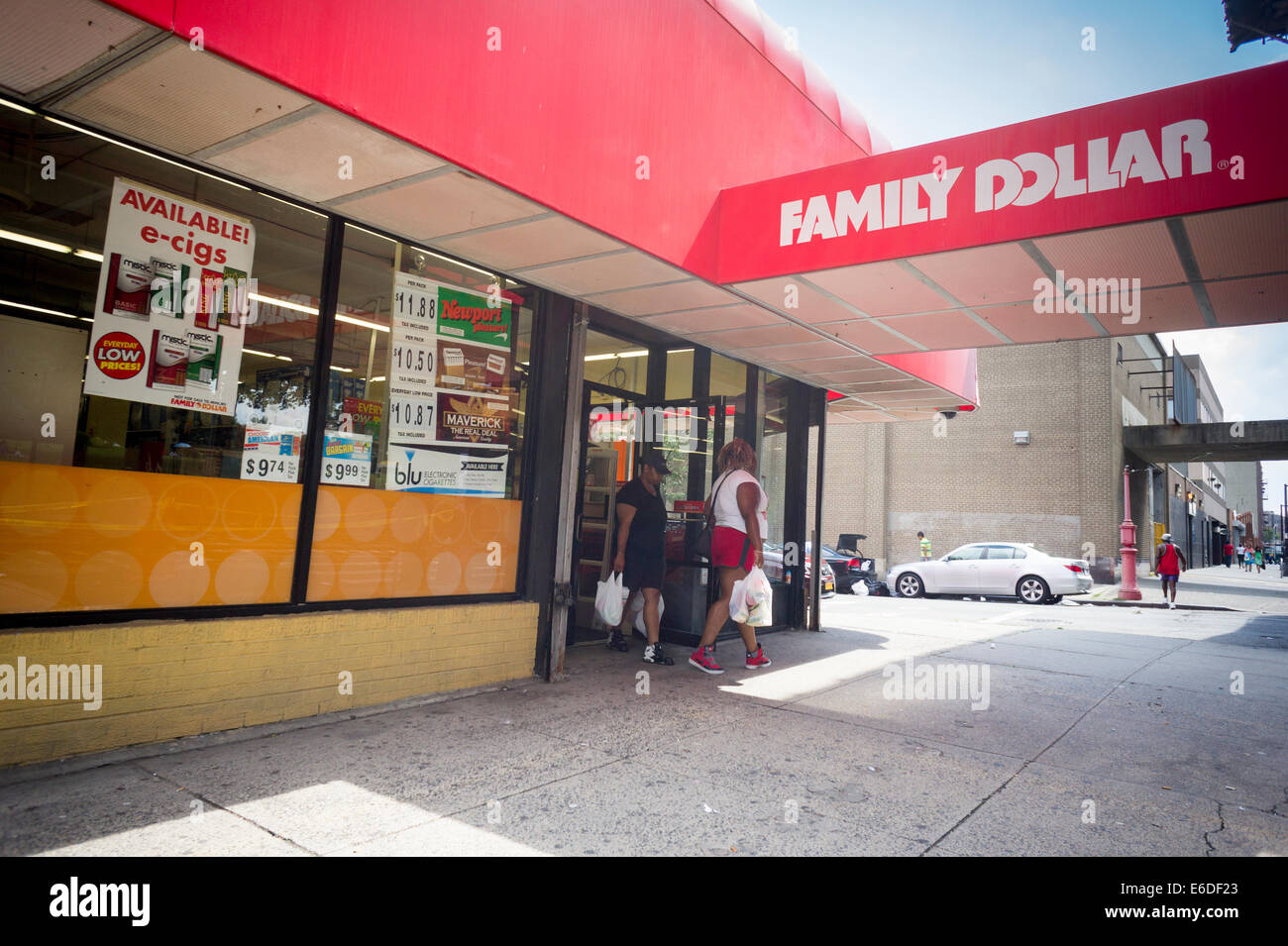 A Family Dollar store in the Bronx borough of New York Stock Photo Alamy
