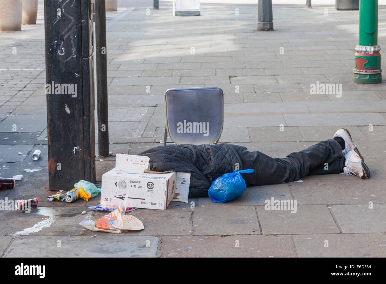 Homeless london street hi-res stock photography and images - Alamy