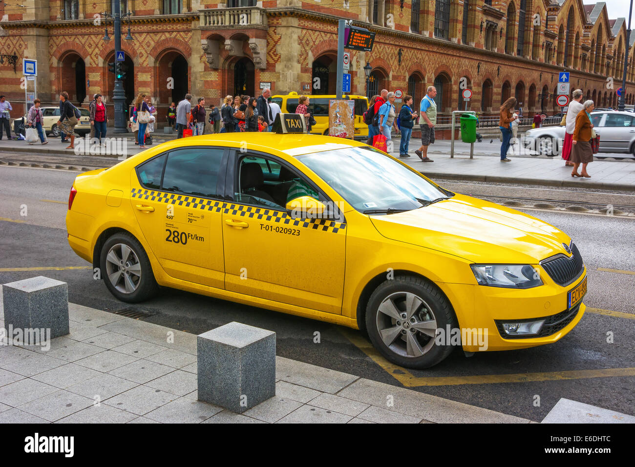 Budapest yellow taxi Stock Photo Alamy