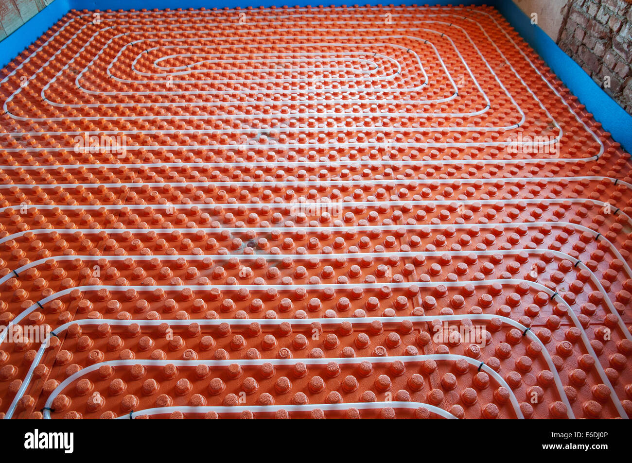 Radiant floor heat hires stock photography and images Alamy