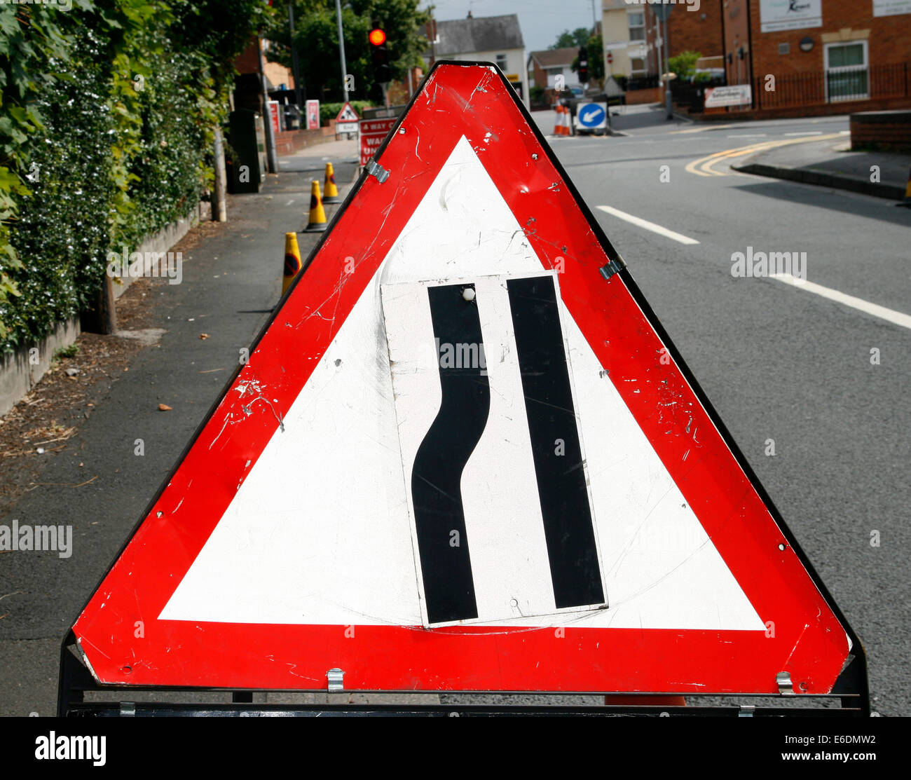 Road narrows sign hi-res stock photography and images - Alamy