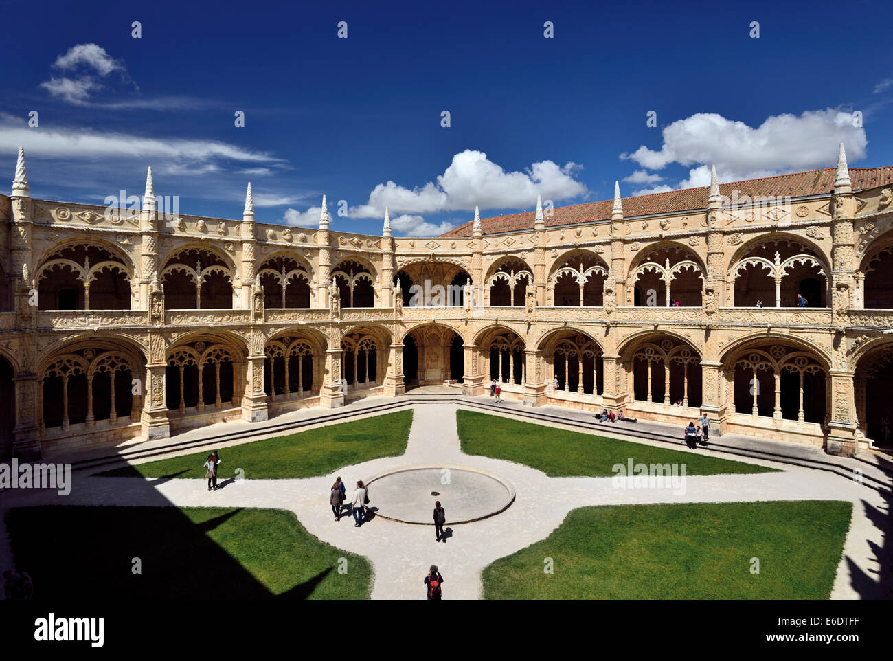 Portugal, Lisbon: Medieval cloister of the Monastery of St. Jerome Stock Photo