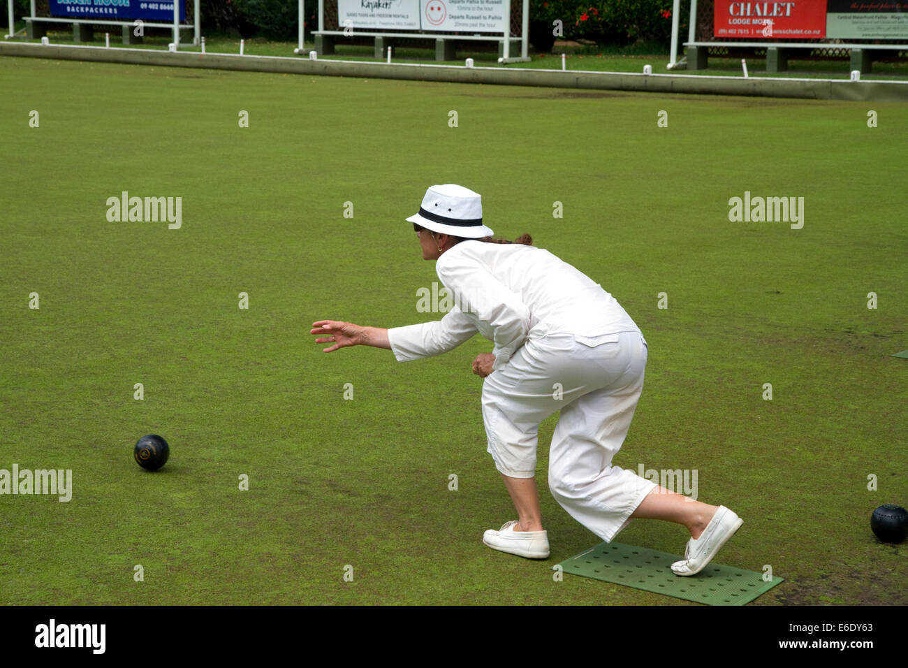 Lawn bowls hires stock photography and images Alamy