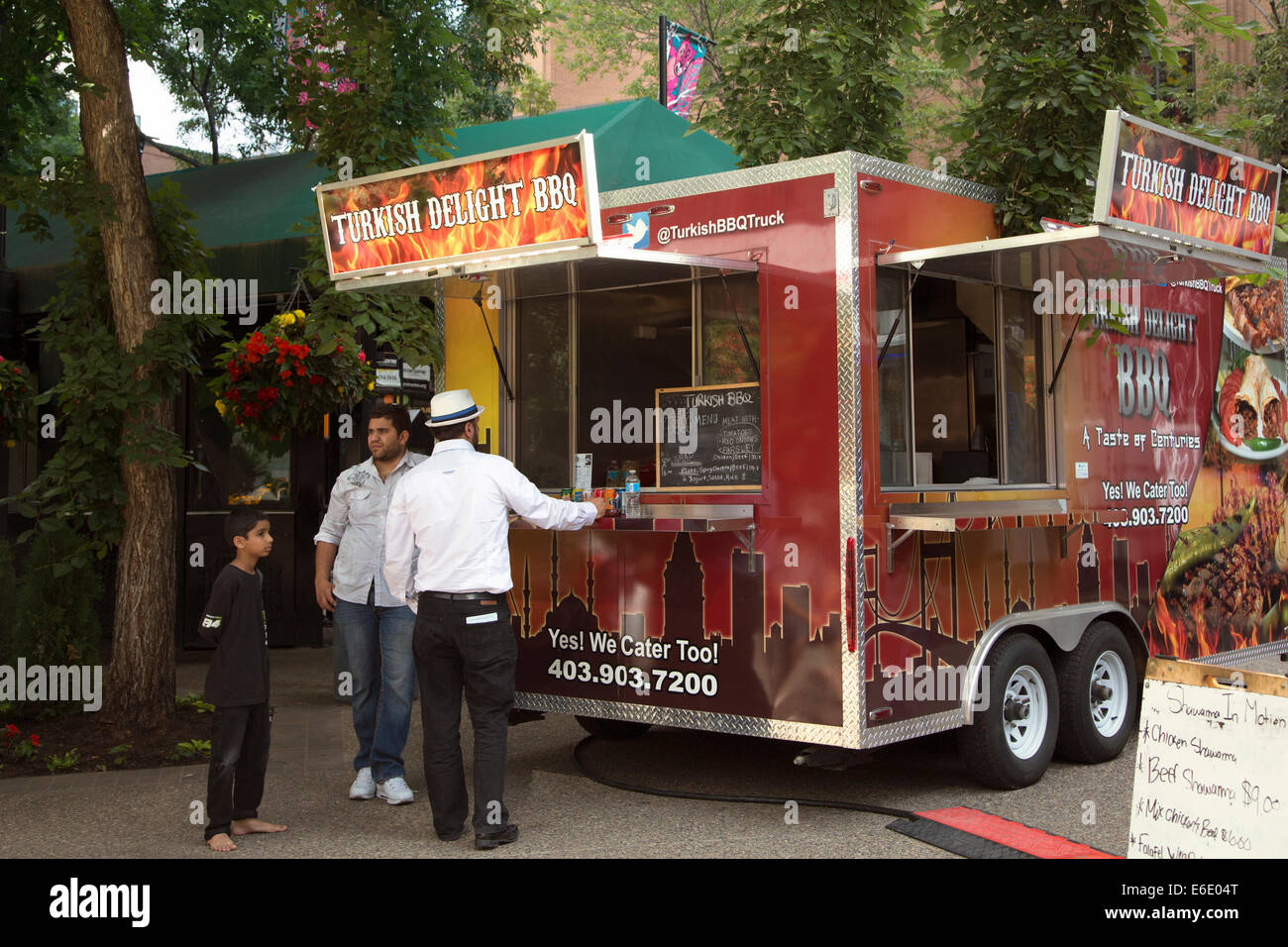 Page 3 - Food Truck Festival High Resolution Stock Photography and Images -  Alamy