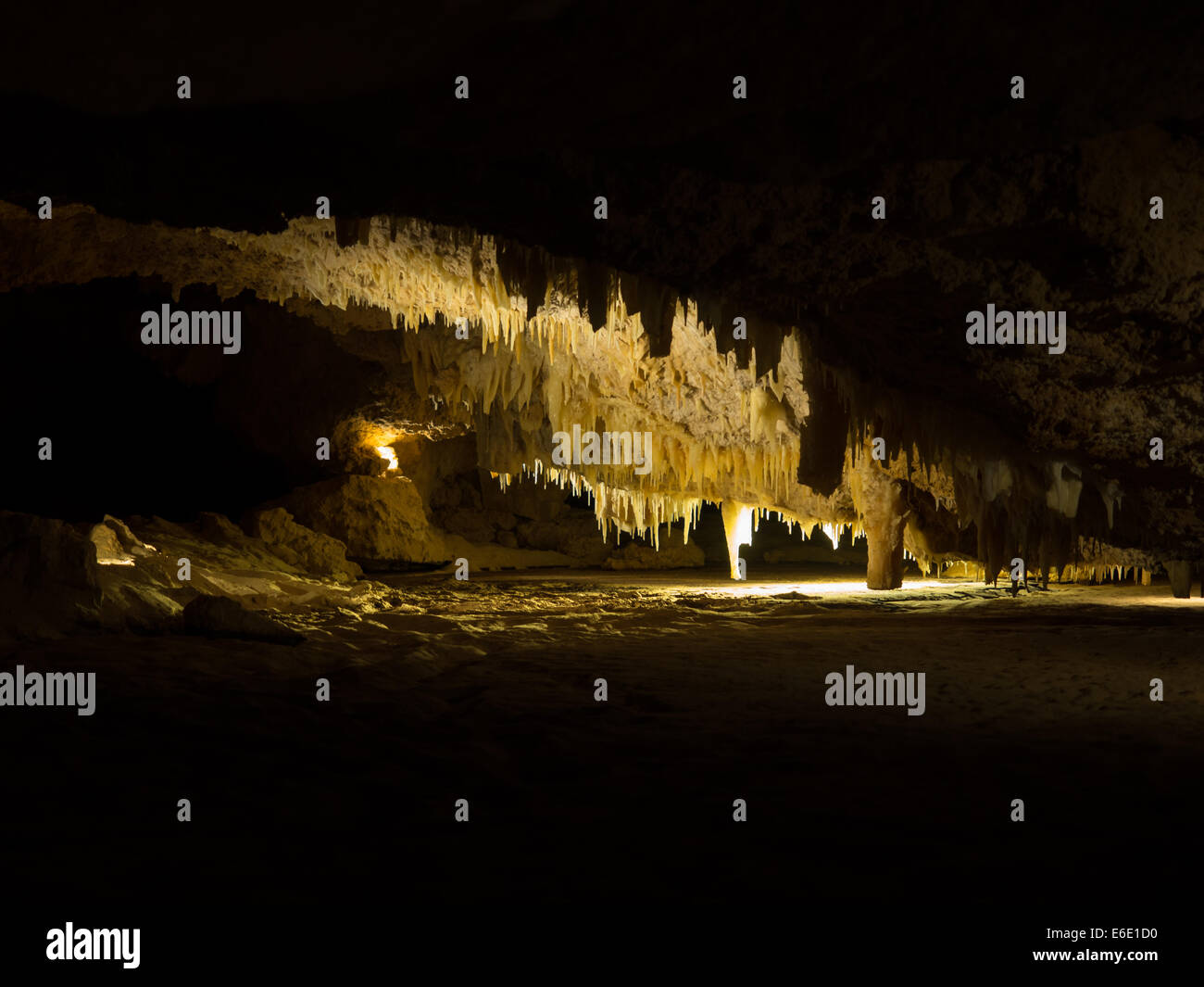 Yanchep crystal cave hires stock photography and images Alamy