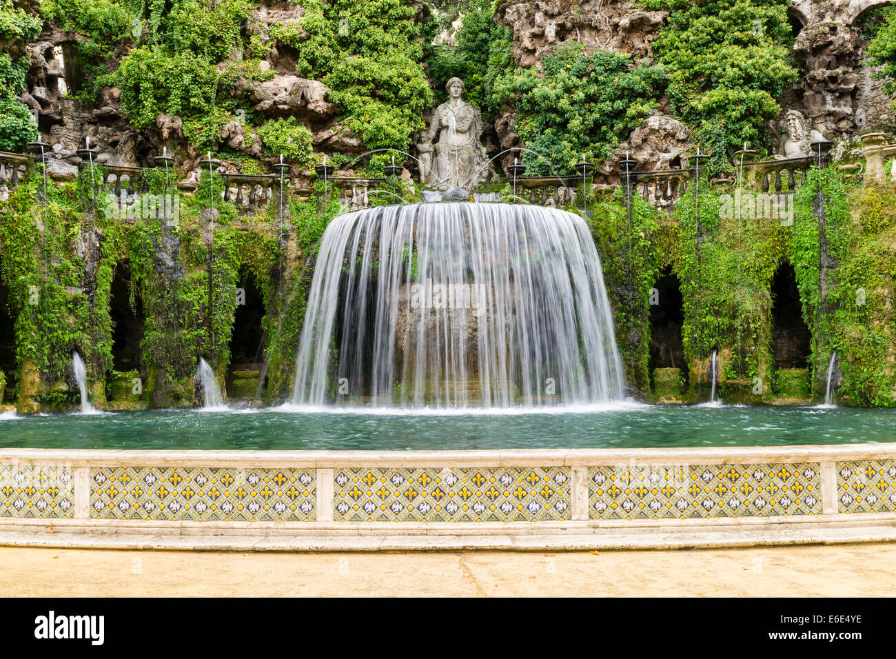 Fontana dell'Ovato, Oval Fountain or Tivoli Fountain, Villa d'Este, Tivoli,  Lazio, Italy Stock Photo - Alamy