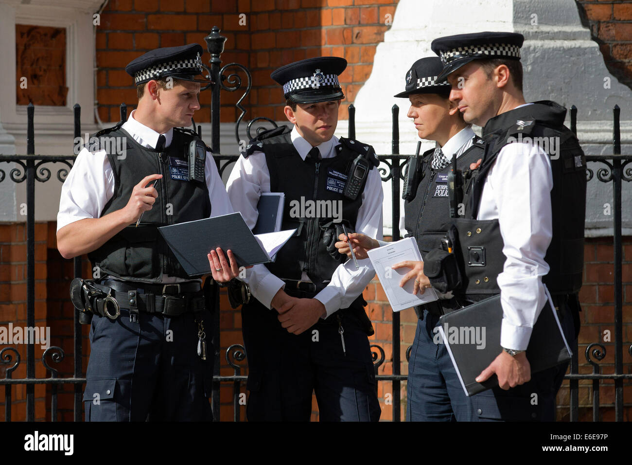 London police hi-res stock photography and images - Alamy