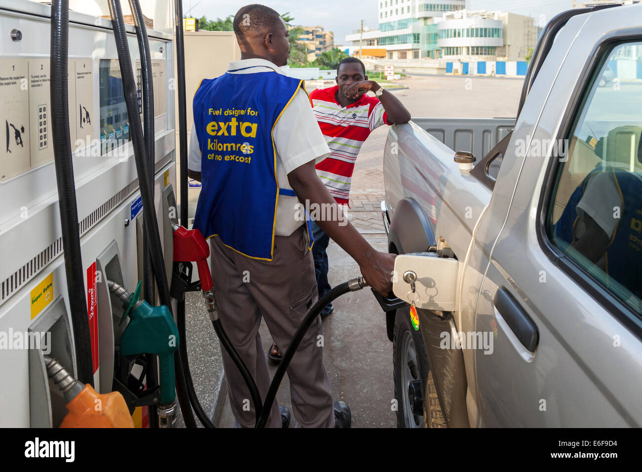 Shell petrol africa hires stock photography and images Alamy