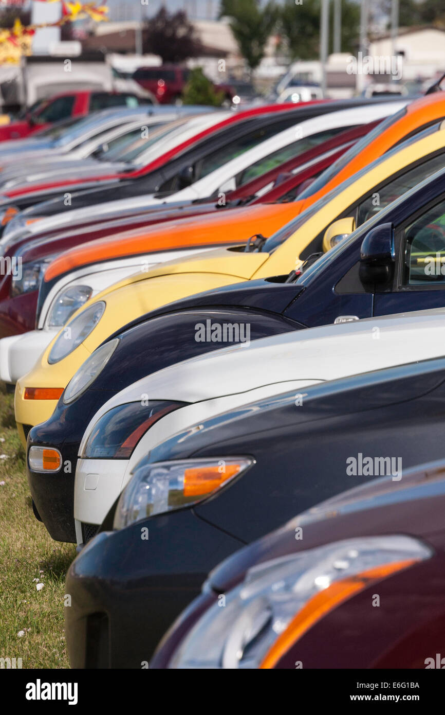Used Car Dealership, USA Stock Photo Alamy