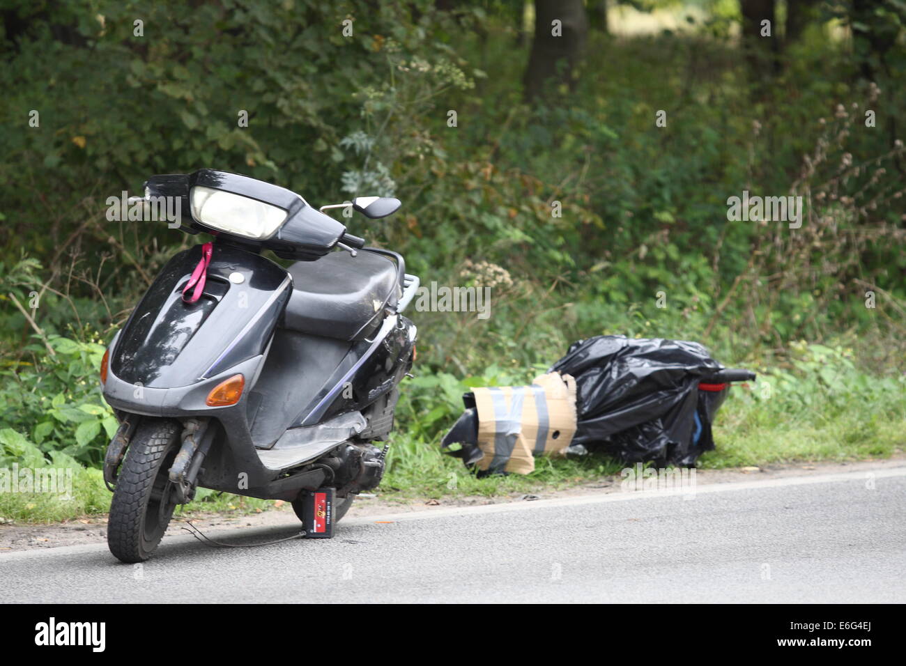 Gdansk, Poland 22nd, August 2014 72 y.o. man dead when his scooter hits the lorry on the crossroad in Kokoszki district of Gdansk. Police investigate on the crash site. Credit:  Michal Fludra/Alamy Live News Stock Photo