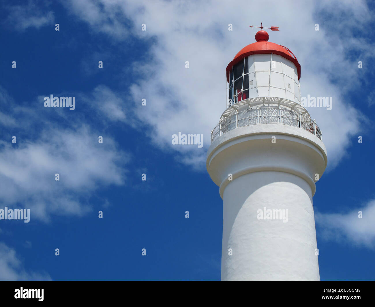 Lighthouse at Aireys Inlet, Great Ocean Road Stock Photo Alamy
