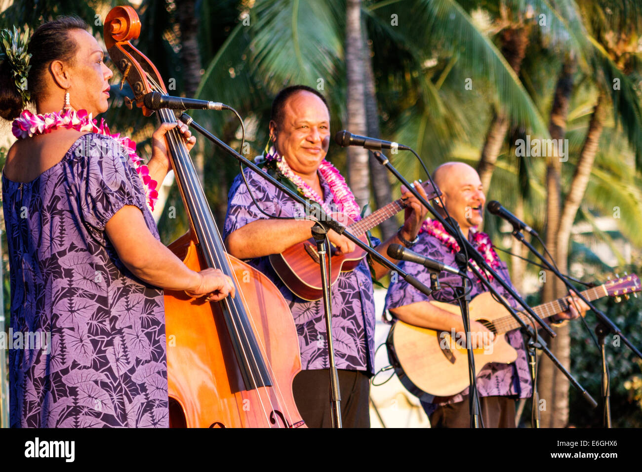 Muumuu hi-res stock photography and images - Alamy