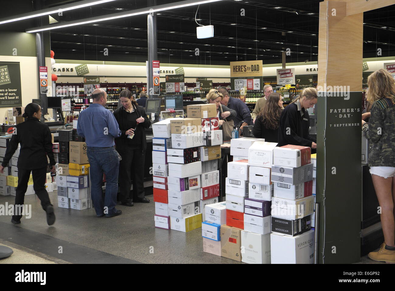 Dan Murphys liquor store off licence drinks retailer in Sydney NSW