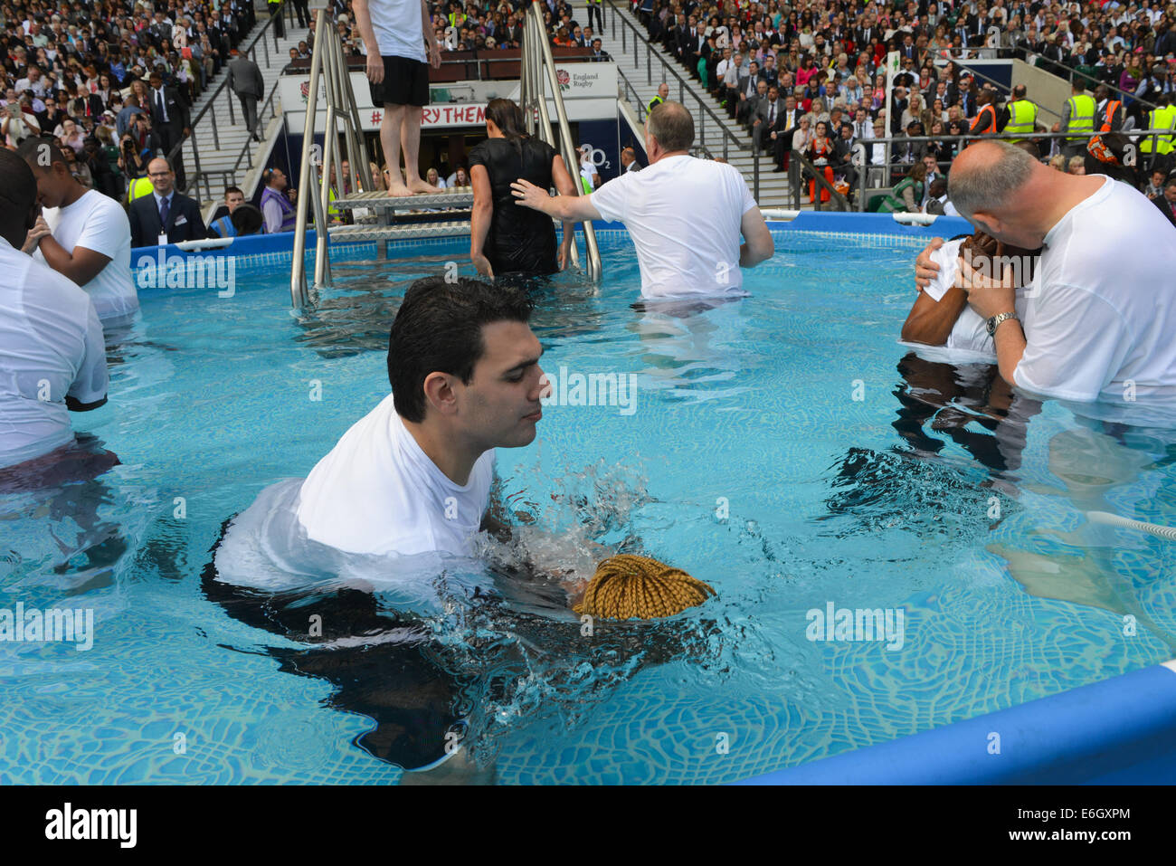 Baptism pool hires stock photography and images Alamy