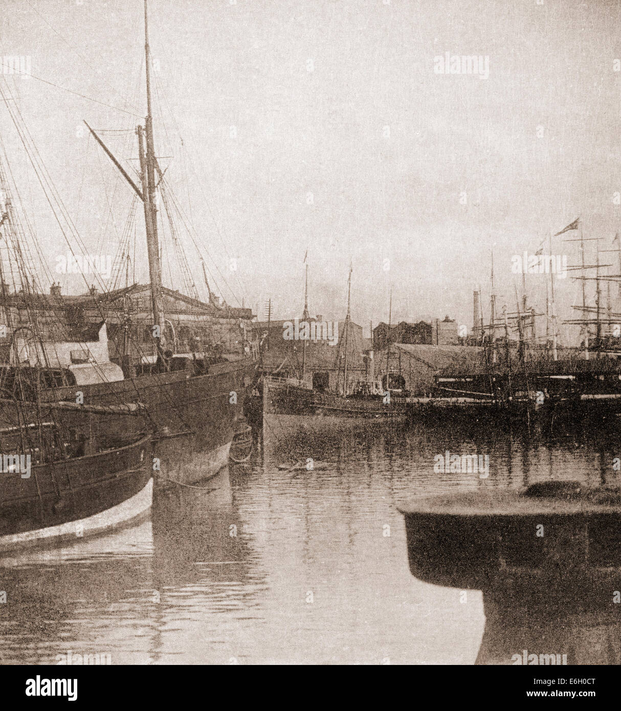 Ships in Salthouse Docks, Liverpool, c. 1900, England, UK Stock Photo