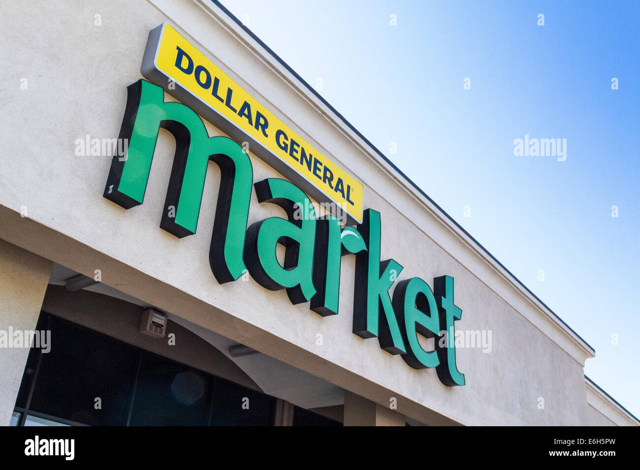 a-dollar-general-store-in-modesto-california-stock-photo-alamy