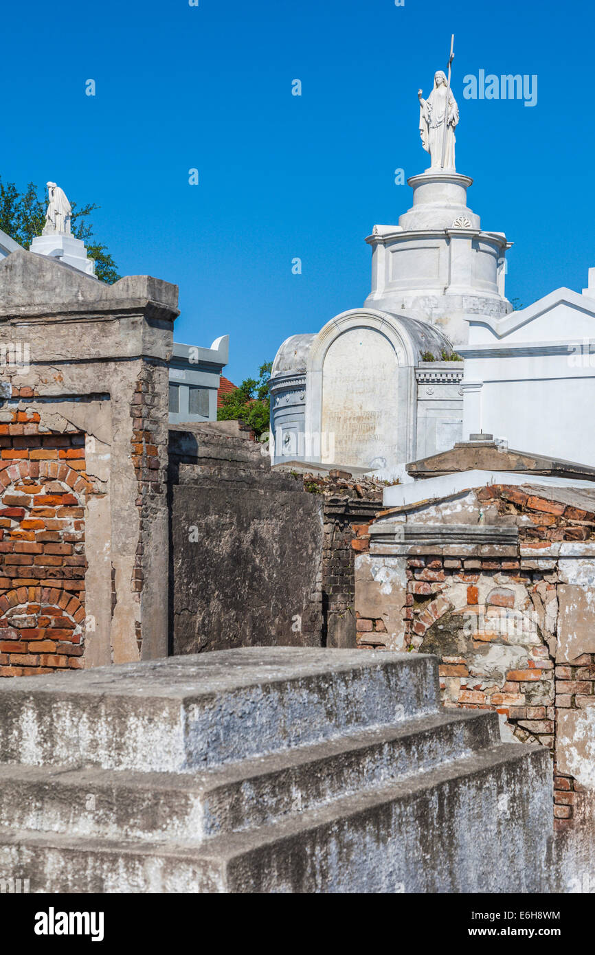 Old above ground graves and new monuments in St. Louis Cemetery No. 1