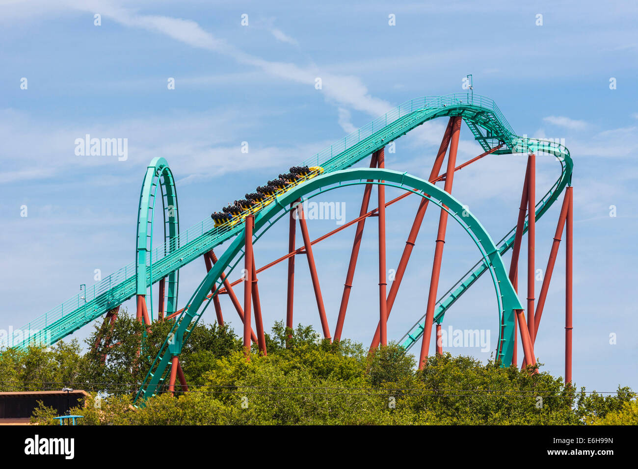 Busch gardens roller coaster hi-res stock photography and images