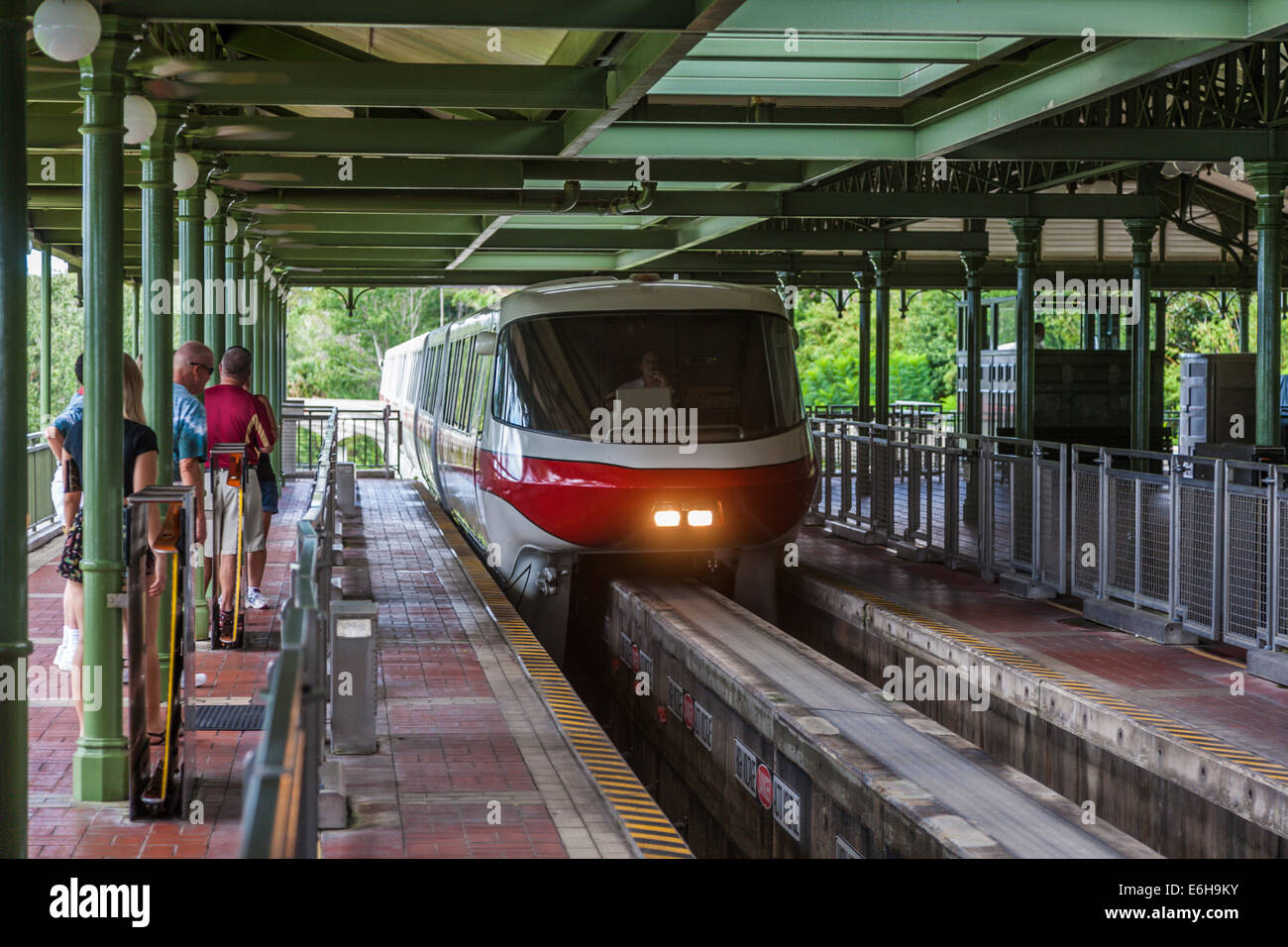 Colorful Walt Disney World Railroad in Magic Kingdom 1 Editorial Stock  Photo - Image of holidays, fairy: 144503248