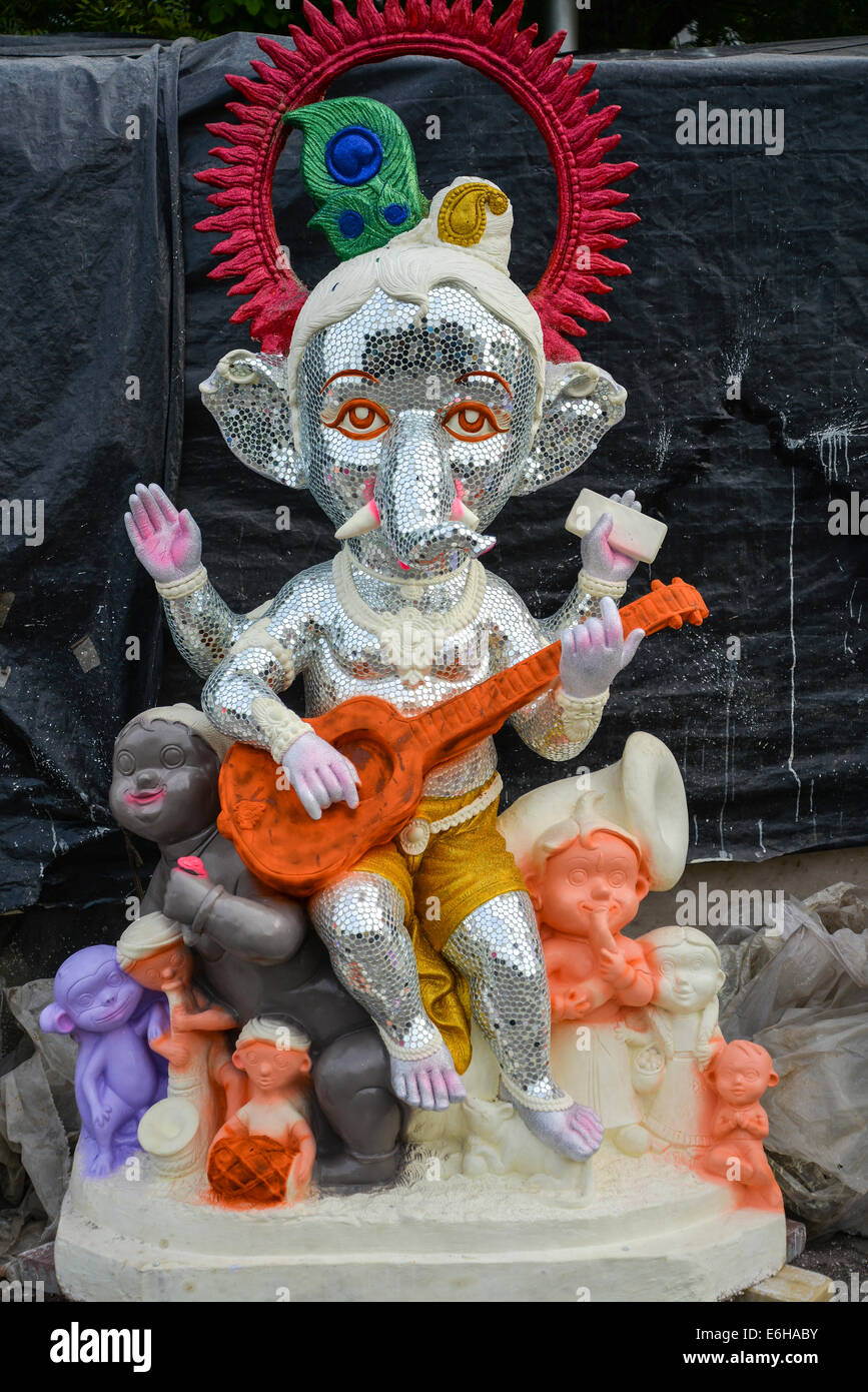 Ahmedabad, Gujarat, India. 24th Aug, 2014. Lord Ganesh idols ready to sell in gulbai tekra, Gulbai tekra is the single largest supplier of Ganesha idols in Ahmedabad, Gujarat India. Credit:  Nisarg Lakhmani/Alamy Live News Stock Photo