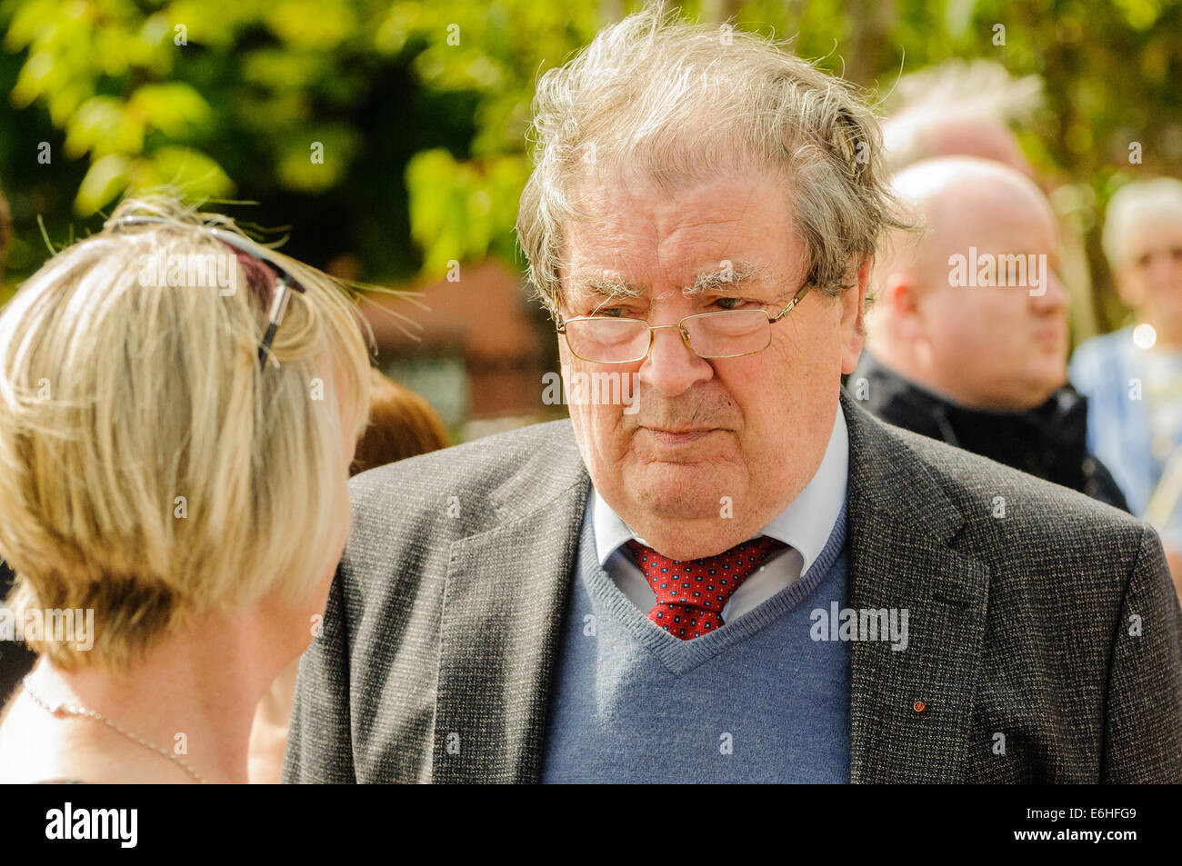 Londonderry, Northern Ireland. 24 August 2014 - John Hume attends the funeral of Northern Ireland broadcaster Gerry Anderson Credit:  Stephen Barnes/Alamy Live News Stock Photo