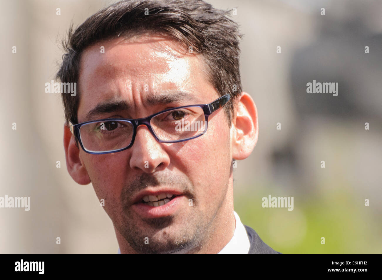 Bbc news presenters hi-res stock photography and images - Alamy