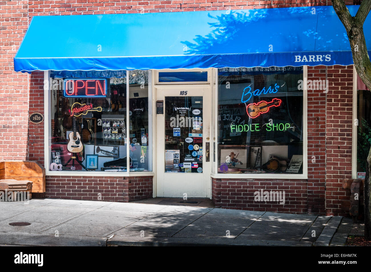 Barr's fiddle shop hires stock photography and images Alamy