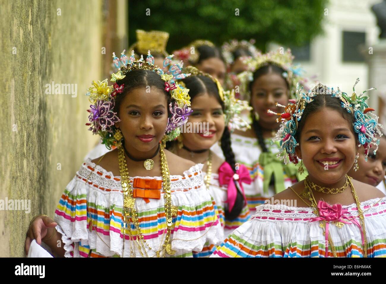 Pollera hi res stock photography and images Alamy