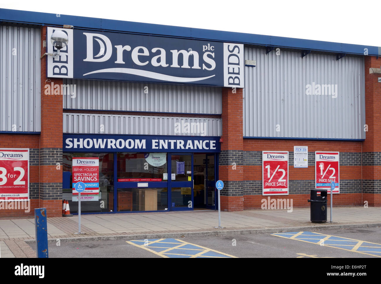Dreams Beds, Trowbridge Retail Park, Wiltshire Stock Photo Alamy