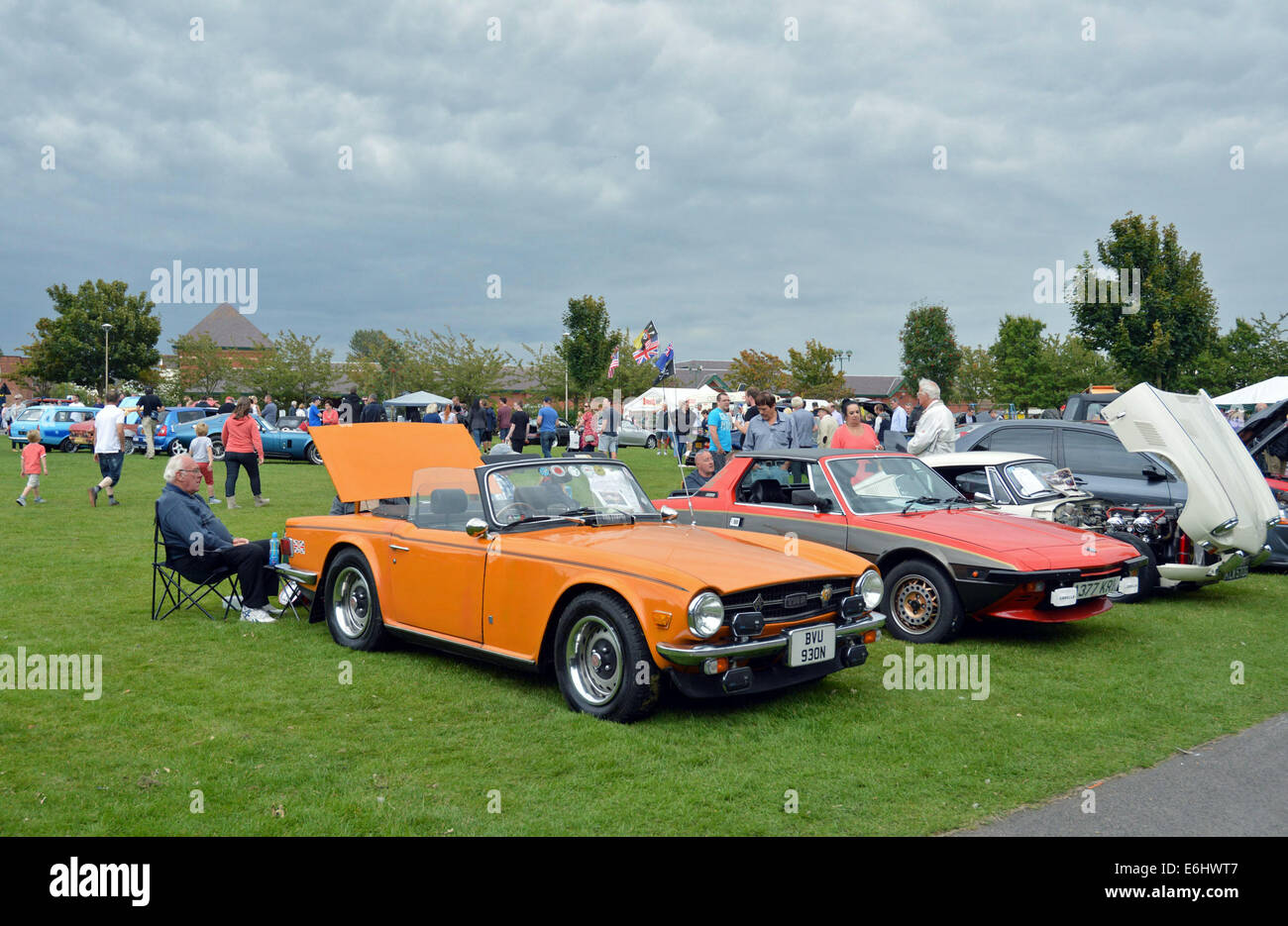Ormskirk, Lancashire, UK. 24th August, 2014. A vast array of vintage and classic motor vehicles were on display in Ormskirk Town Centre . It was all part of the 3rd Ormskirk Motor Fest on Sunday, 24 August, 2014. Credit:  Pak Hung Chan/Alamy Live News Stock Photo
