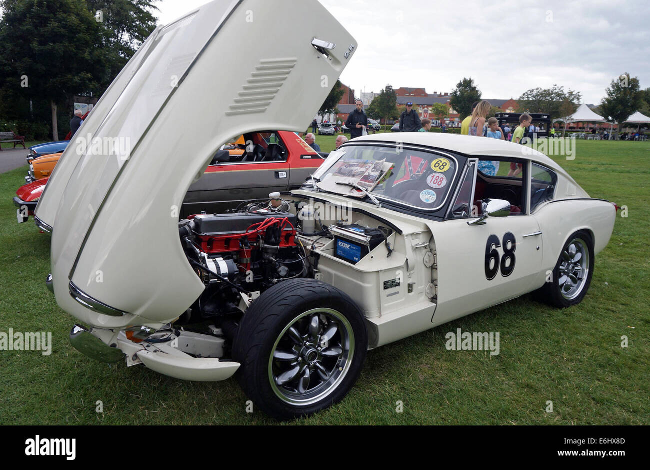 Ormskirk, Lancashire, UK. 24th August, 2014. A vast array of vintage and classic motor vehicles were on display in Ormskirk Town Centre . It was all part of the 3rd Ormskirk Motor Fest onSunday, 24 August, 2014. Credit:  Pak Hung Chan/Alamy Live News Stock Photo
