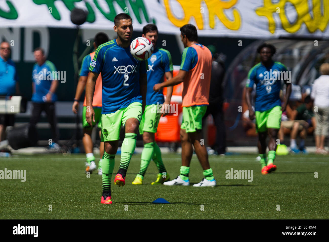 Aug. 24, 2014 - CLINT DEMPSEY (2) warms up before the game. The Portland Timbers FC play the Seattle Sounders FC at Providence Park on August 24, 2014. © David Blair/ZUMA Wire/Alamy Live News Stock Photo