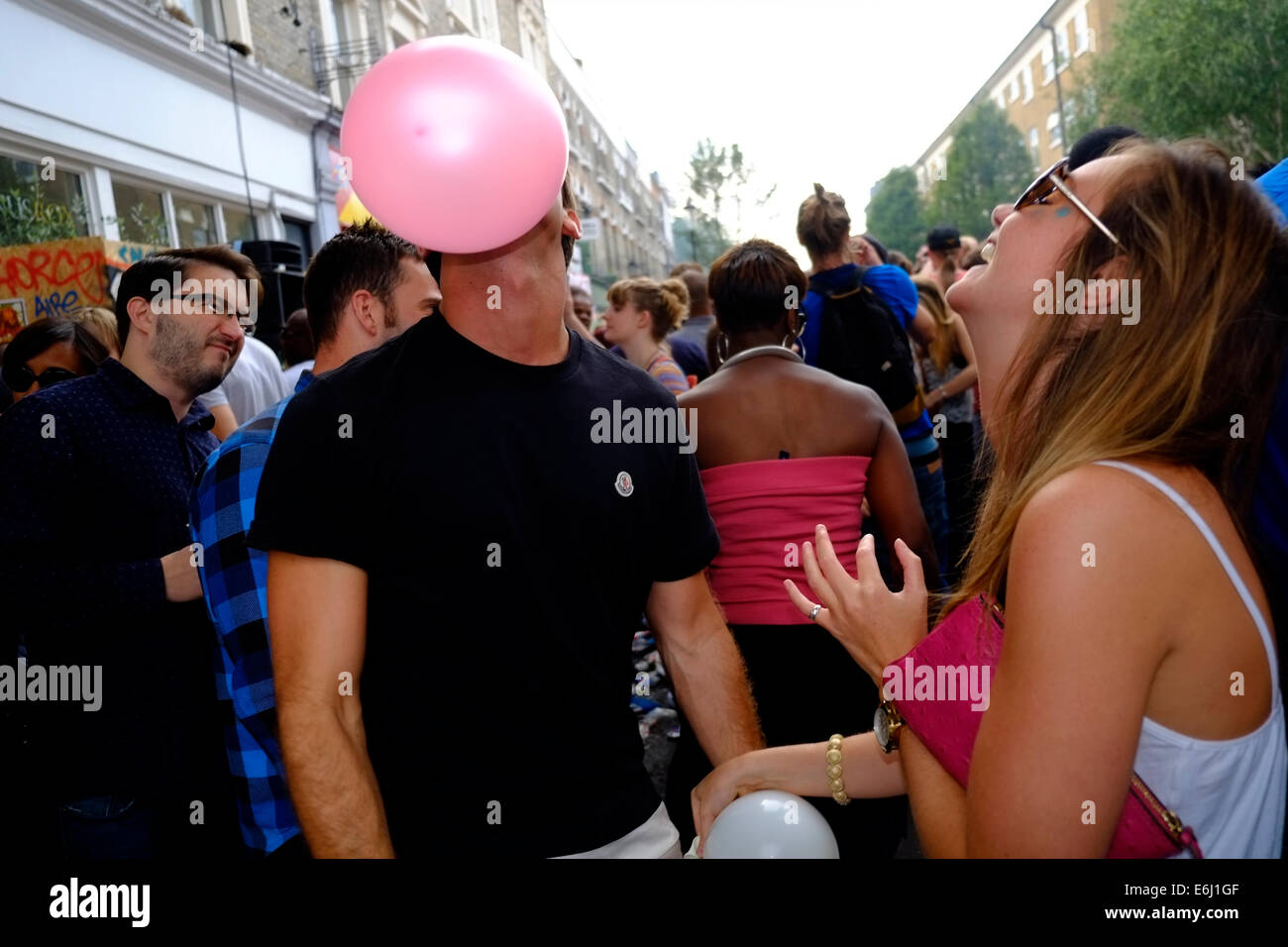 Nitrous oxide balloon hires stock photography and images Alamy
