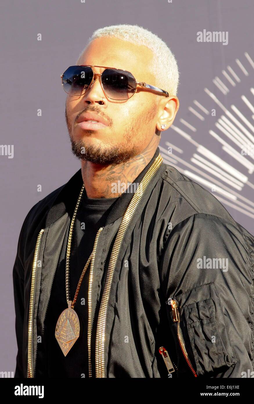 Inglewood, CA. 24th Aug, 2014. Chris Brown at arrivals for MTV Video Music Awards (VMA) 2014 - Part 2, The Forum, Inglewood, CA August 24, 2014. Photo By: Elizabeth Goodenough/Everett Collection/Alamy Live News Stock Photo