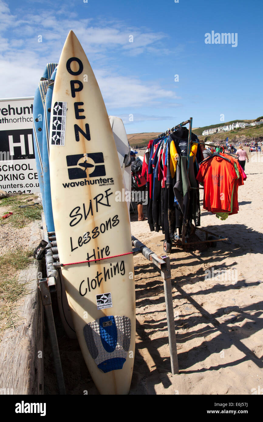 Wavehunters surf school, Polzeath Beach, Cornwall, England, U.K. Stock Photo
