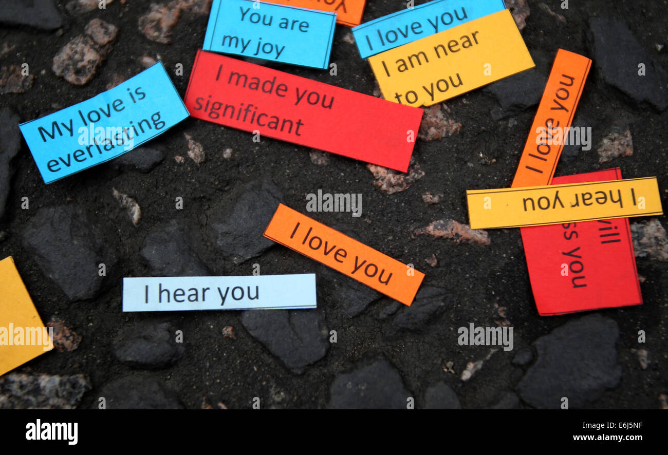 (140825) -- LONDON, Aug. 25, 2014 (Xinhua) -- Scraps of paper are seen on the street during the Notting Hill Carnival in London, Britain, on August 24, 2014. The Notting Hill Carnival is the largest street festival in Europe and was first held in 1964 by the Afro-Caribbean community. Over the bank holiday weekend, the streets come alive to bands, colourful floats and costumed performers as members of the public flood into the area to join the celebrations. (Xinhua/Han Yan) Stock Photo