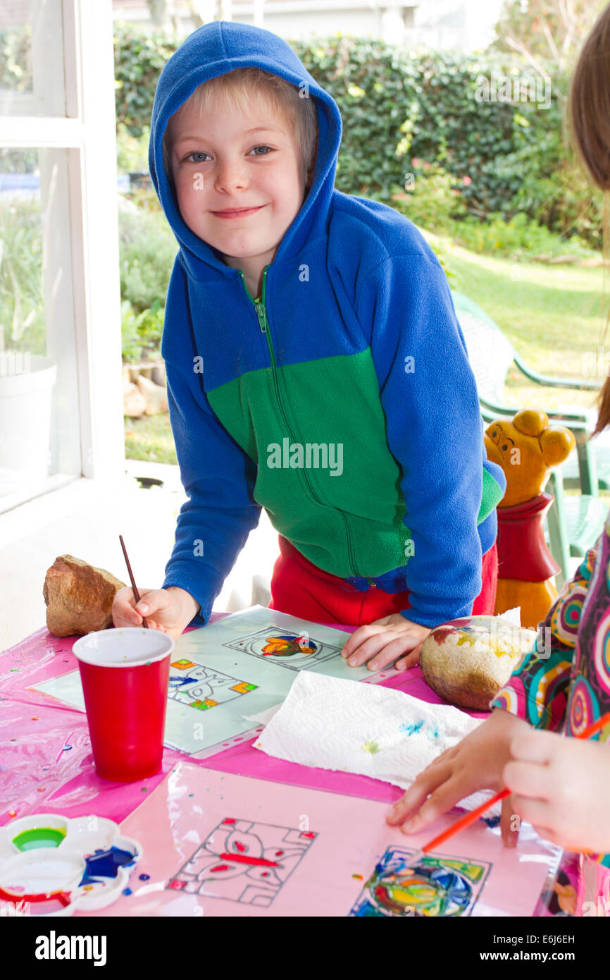Boy painting hi-res stock photography and images - Alamy
